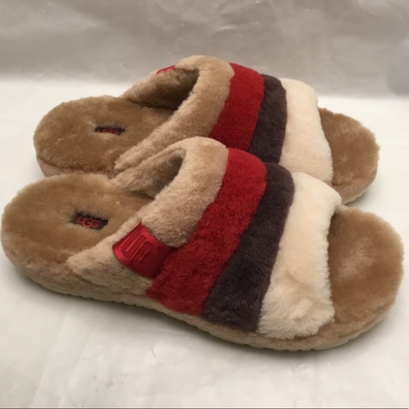 UGGS SANDALS - Picture 8 of 16